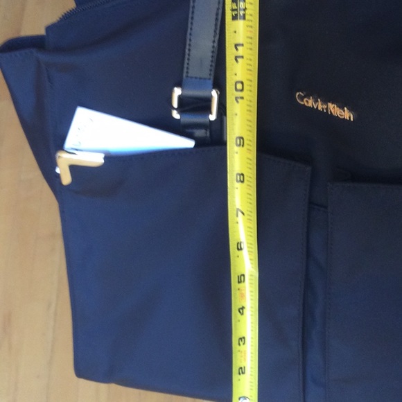 NWT Calvin Klein Black/Gold Handbag - Picture 10 of 16